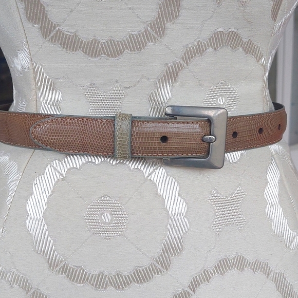 Coach Genuine Leather Petite Ocean Taupe One Inch Belt 24-27" 31" long - Picture 1 of 5